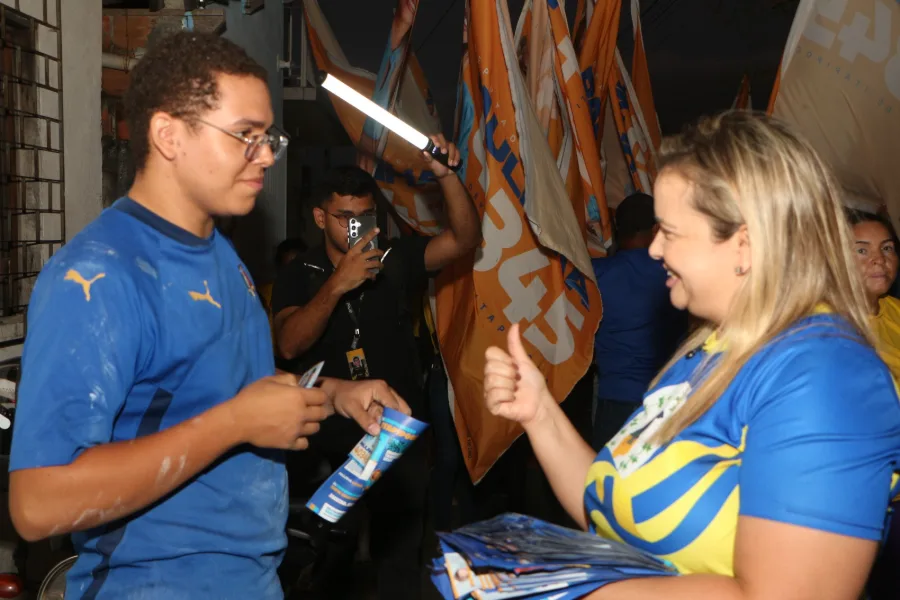 Registro 18 da caminhada de Paulinha Braga nas ruas e comunidades de Itapipoca